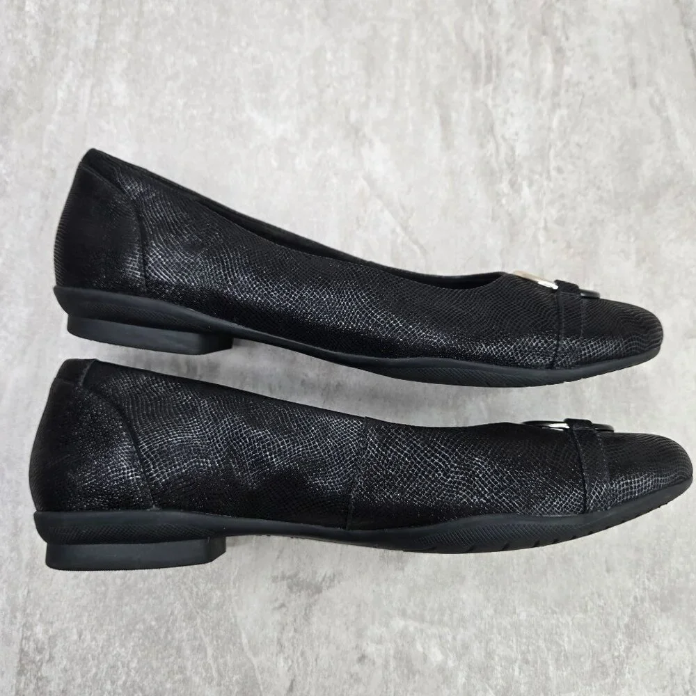Clarks Ballet Flats Sz 10 Black Embossed Leather Comfort Dressy Ballerina Shoes - Picture 6 of 11